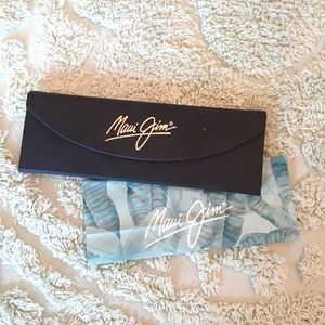 Maui Jim Glasses Case + Lens Cleaner